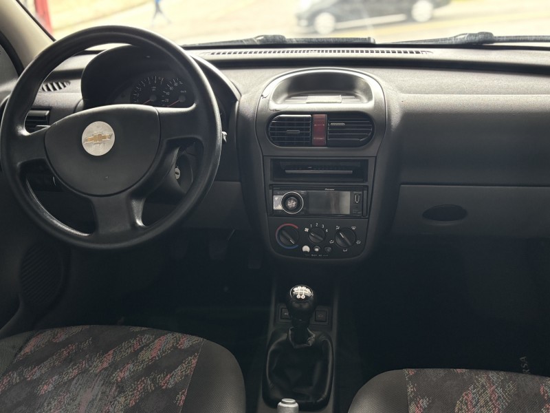 CORSA 1.8 MPFI MAXX SEDAN 8V FLEX 4P MANUAL - 2005 - CAXIAS DO SUL