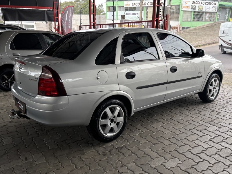 CORSA 1.8 MPFI MAXX SEDAN 8V FLEX 4P MANUAL - 2005 - CAXIAS DO SUL