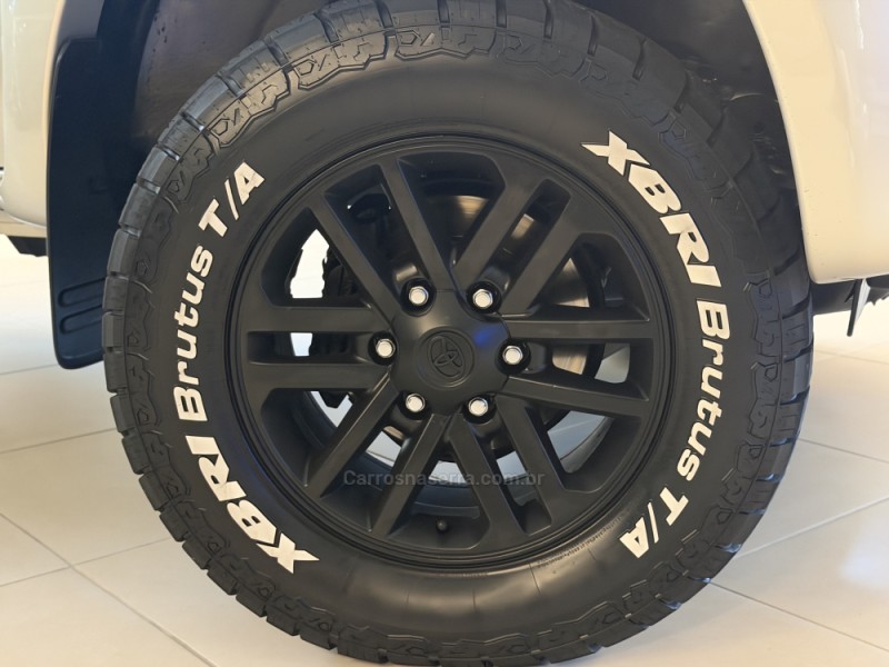 HILUX 3.0 SRV 4X4 CD 16V TURBO INTERCOOLER DIESEL 4P AUTOMÁTICO - 2014 - CARLOS BARBOSA