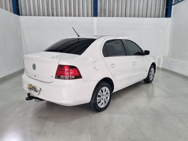 VOYAGE 1.6 MI TREND 8V FLEX 4P MANUAL - 2011 - VACARIA