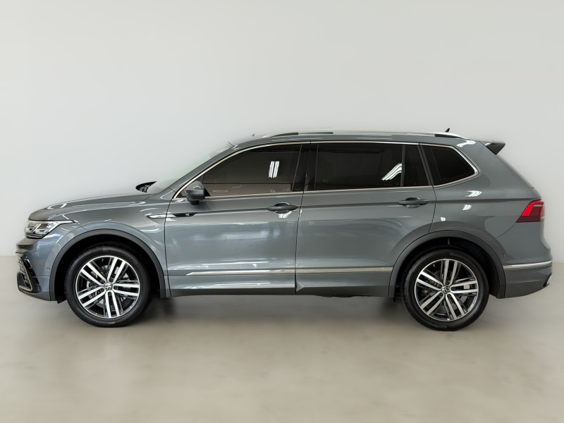 TIGUAN 2.0 ALLSPACE R-LINE 300 TSI GASOLINA 4P AUTOMÁTICO - 2025 - CAXIAS DO SUL