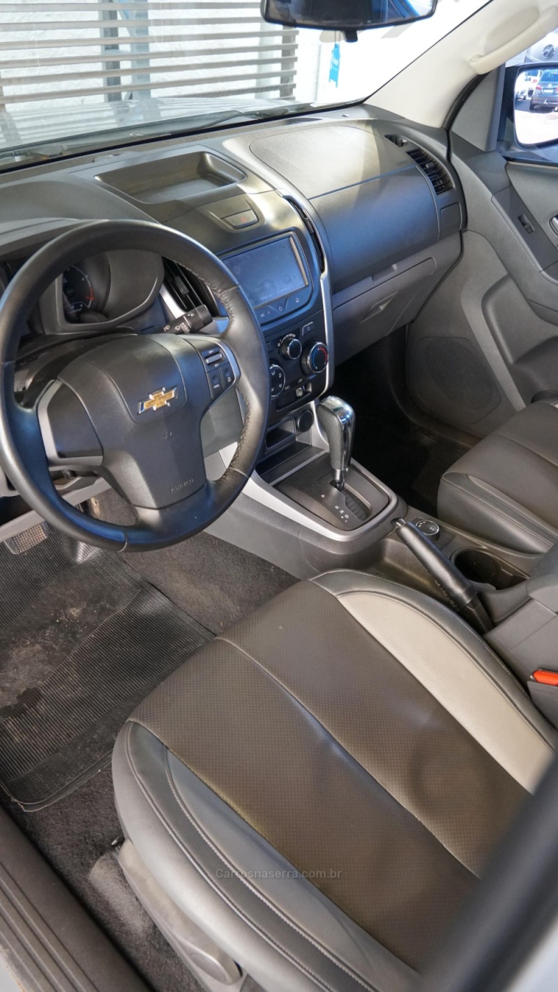 S10 2.8 LT 4X4 CD 16V TURBO DIESEL 4P MANUAL - 2016 - LAJEADO