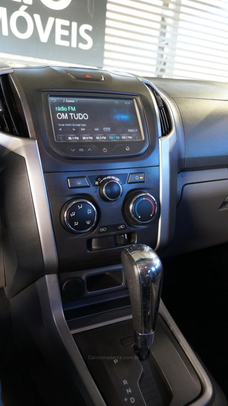 S10 2.8 LT 4X4 CD 16V TURBO DIESEL 4P MANUAL - 2016 - LAJEADO
