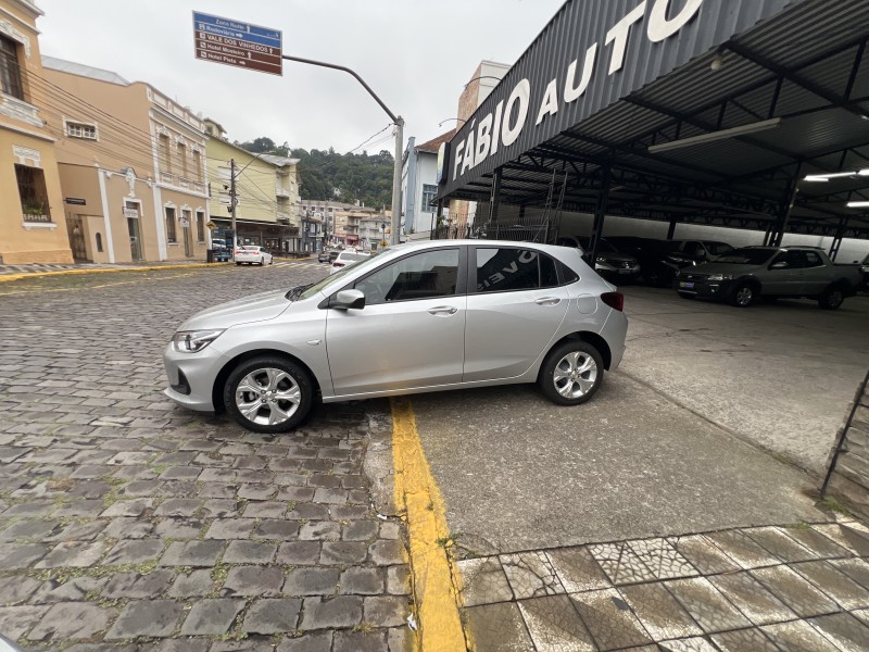 ONIX 1.0 LTZ 12V TURBO FLEX 4P MANUAL