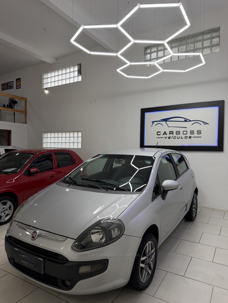 PUNTO 1.4 ATTRACTIVE 8V FLEX 4P MANUAL - 2014 - CAXIAS DO SUL