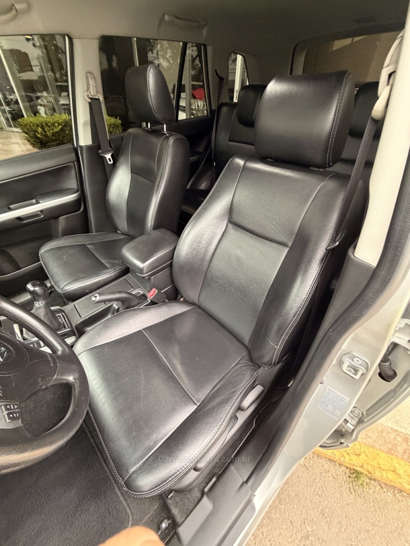 GRAND VITARA 2.0 4X2 16V GASOLINA 4P MANUAL - 2011 - FARROUPILHA