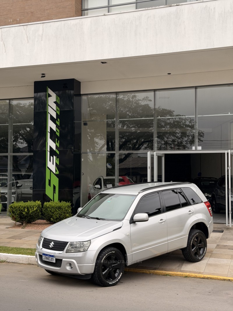 GRAND VITARA 2.0 4X2 16V GASOLINA 4P MANUAL - 2011 - FARROUPILHA