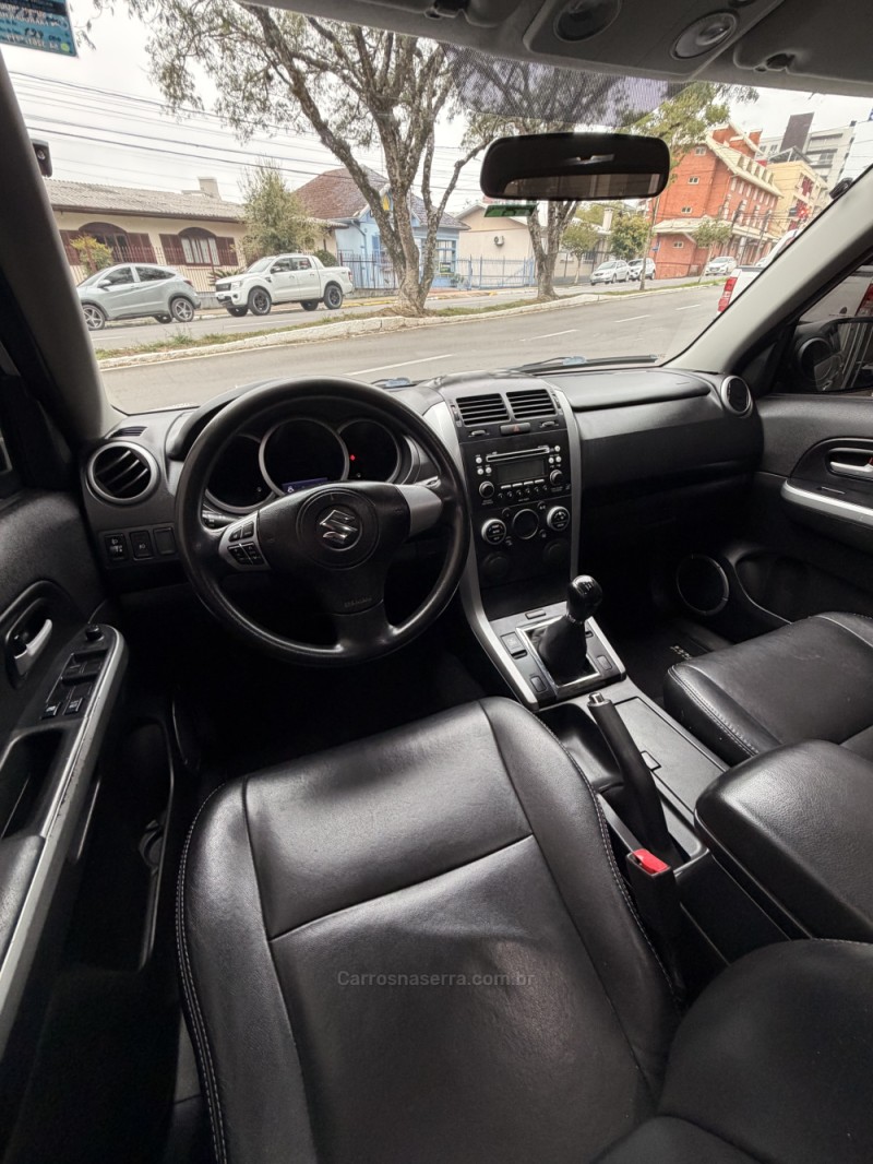 GRAND VITARA 2.0 4X2 16V GASOLINA 4P MANUAL - 2011 - FARROUPILHA