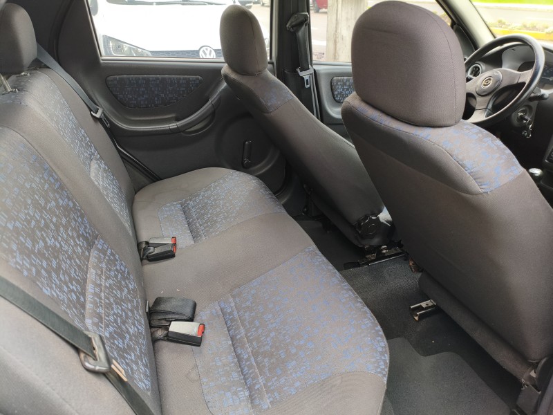 CELTA 1.4 MPFI SUPER 8V GASOLINA 4P MANUAL - 2005 - BOM PRINCíPIO