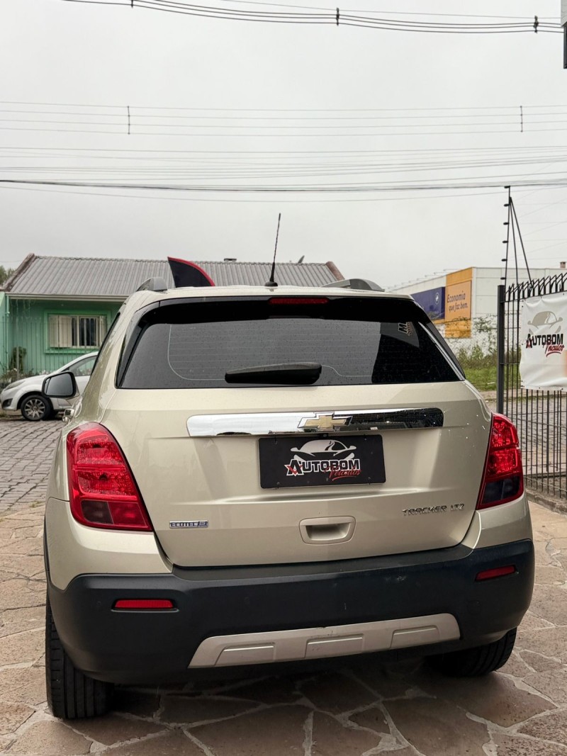 TRACKER 1.8 MPFI LTZ 4X2 16V FLEX 4P AUTOMÁTICO - 2015 - CAXIAS DO SUL