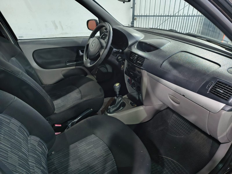 SYMBOL 1.6 EXPRESSION 8V FLEX 4P MANUAL - 2011 - CAXIAS DO SUL