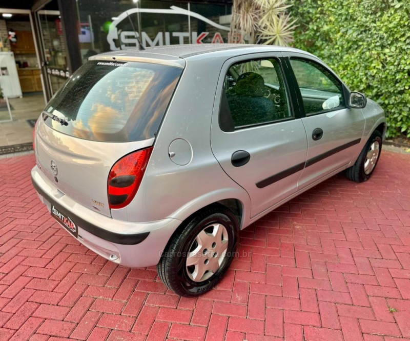 CELTA 1.0 MPFI SUPER 8V FLEX 4P MANUAL - 2004 - ROLANTE