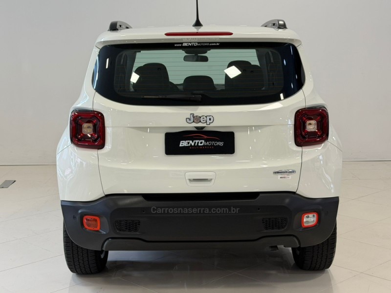 RENEGADE 1.8 16V FLEX LONGITUDE 4P AUTOMÁTICO - 2021 - BENTO GONçALVES