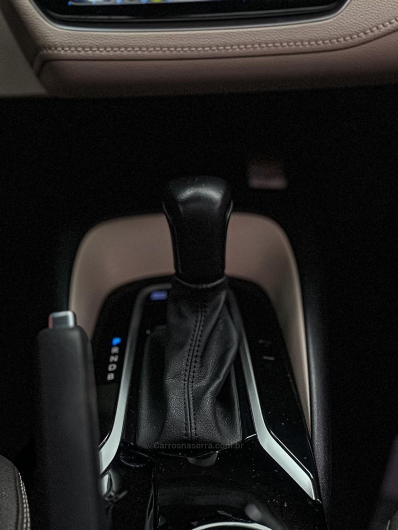 COROLLA 1.8 ALTIS PREMIUM 16V HÍBRIDO 4P AUTOMÁTICO - 2023 - CANELA