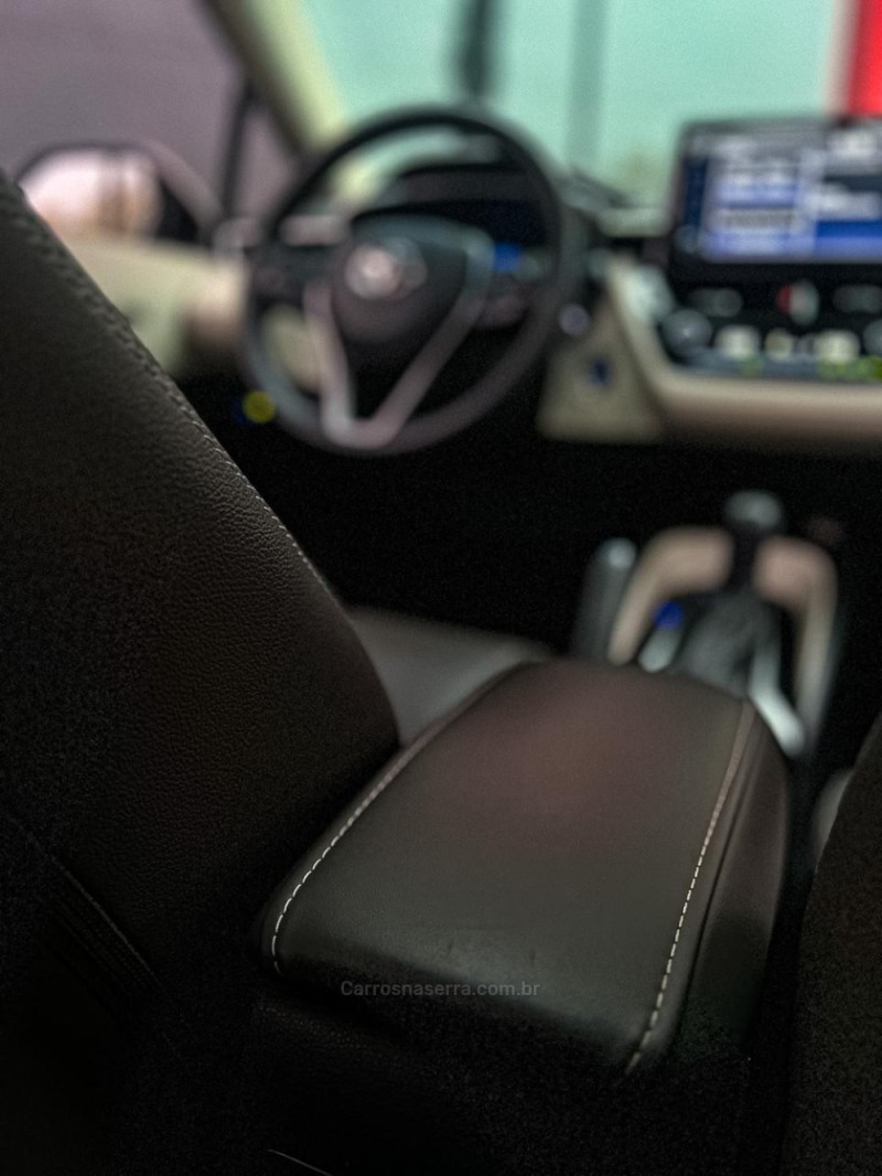 COROLLA 1.8 ALTIS PREMIUM 16V HÍBRIDO 4P AUTOMÁTICO - 2023 - CANELA