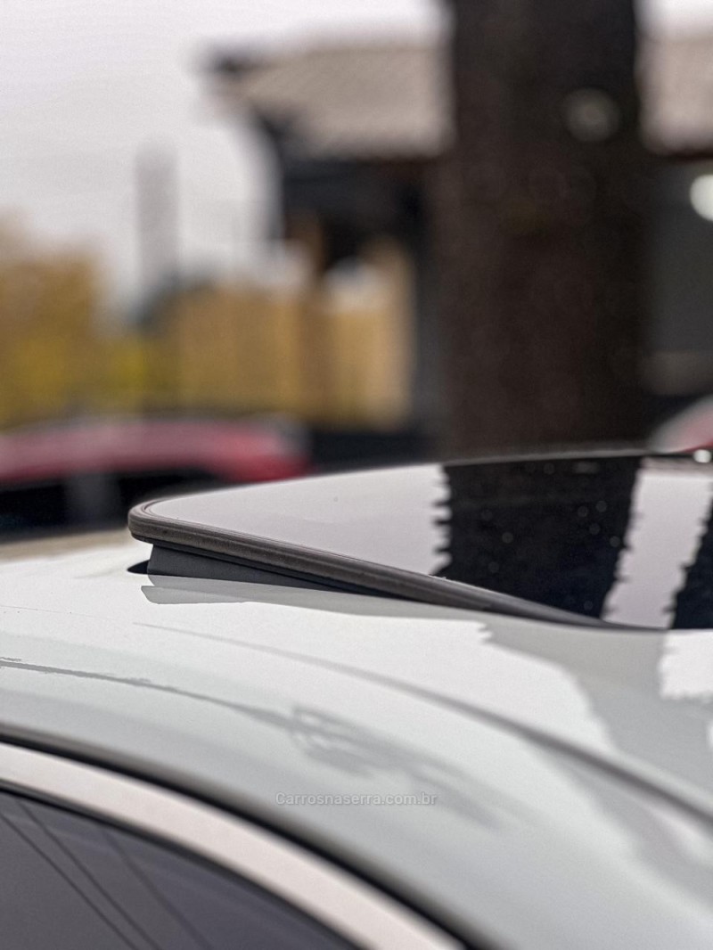 COROLLA 1.8 ALTIS PREMIUM 16V HÍBRIDO 4P AUTOMÁTICO - 2023 - CANELA