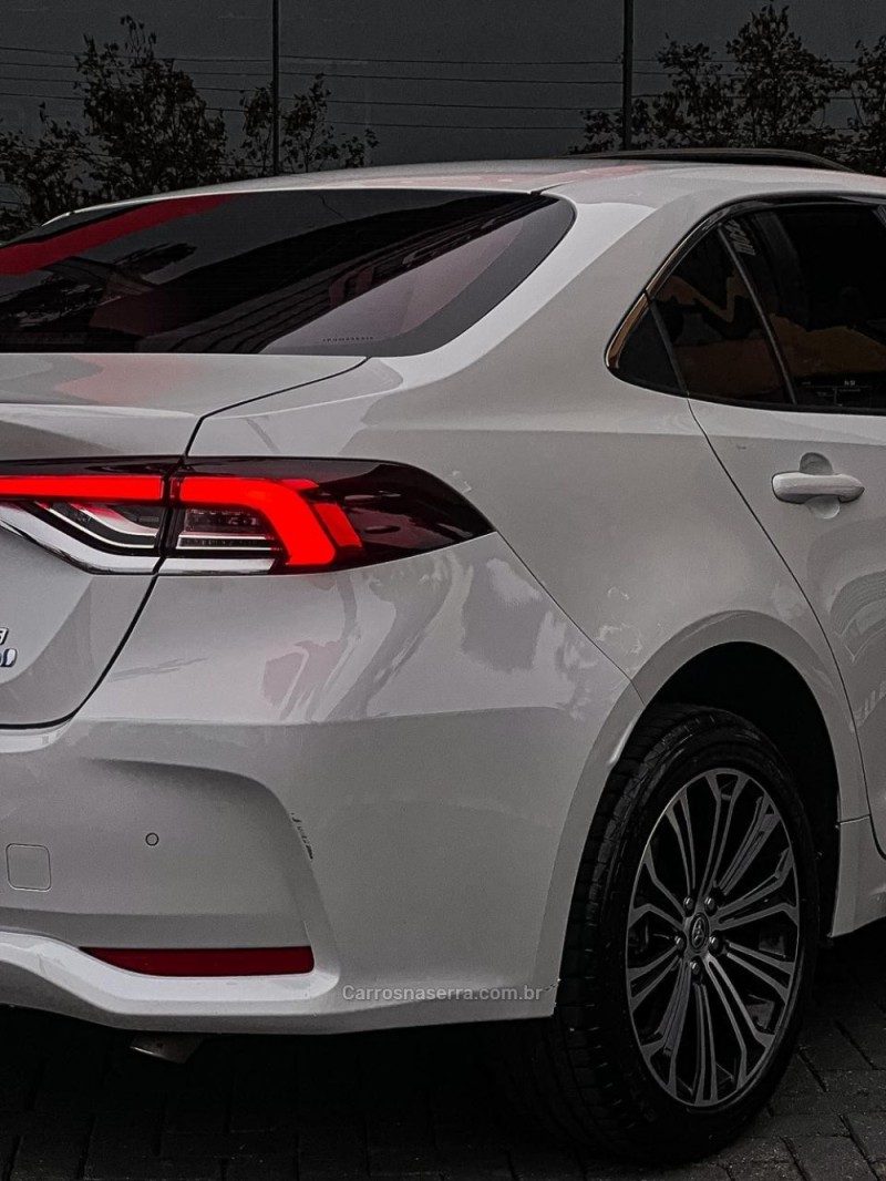 COROLLA 1.8 ALTIS PREMIUM 16V HÍBRIDO 4P AUTOMÁTICO - 2023 - CANELA