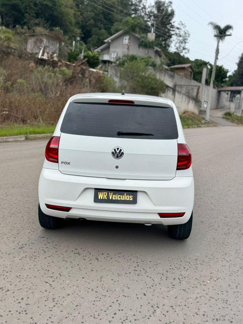 FOX 1.0 MI TREND 8V FLEX 4P MANUAL - 2011 - BENTO GONçALVES