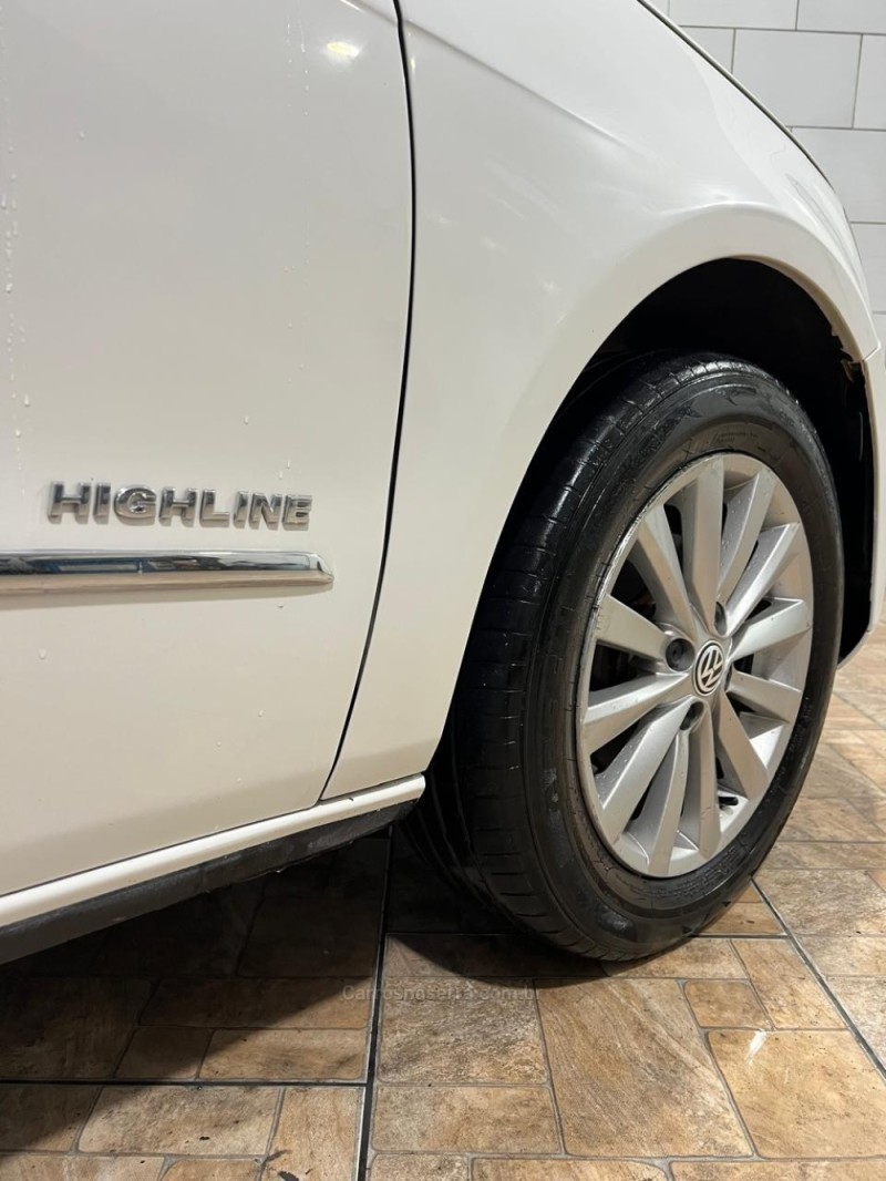 VOYAGE 1.6 MI HIGHLINE 8V FLEX 4P MANUAL - 2014 - BENTO GONçALVES