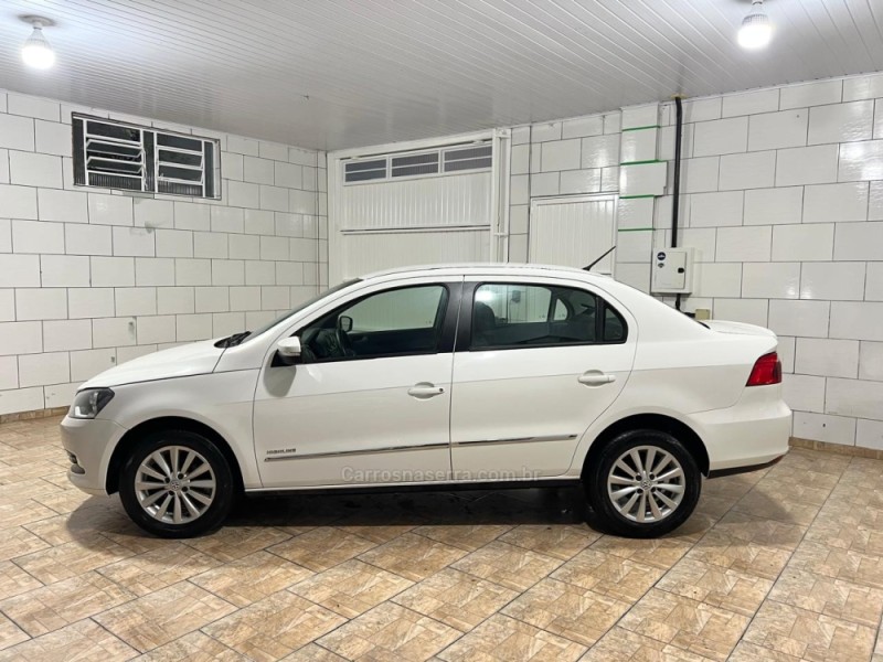 VOYAGE 1.6 MI HIGHLINE 8V FLEX 4P MANUAL - 2014 - BENTO GONçALVES