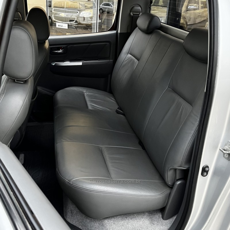 HILUX 3.0 SRV 4X4 CD 16V TURBO INTERCOOLER DIESEL 4P AUTOMÁTICO - 2014 - VACARIA