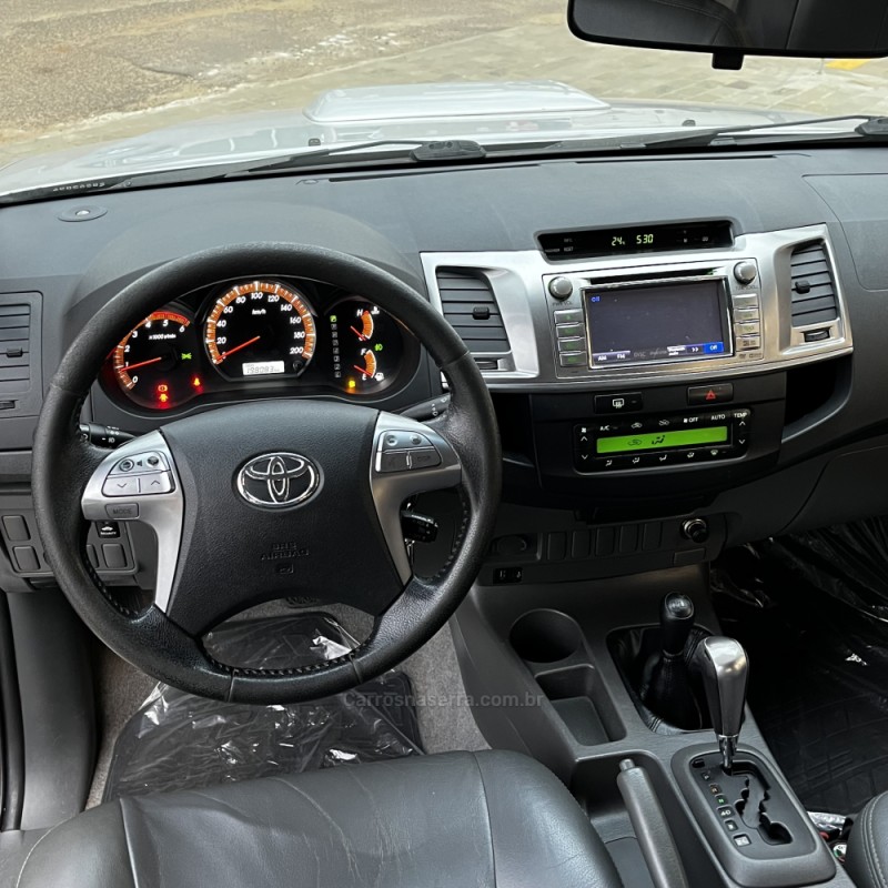 HILUX 3.0 SRV 4X4 CD 16V TURBO INTERCOOLER DIESEL 4P AUTOMÁTICO - 2014 - VACARIA