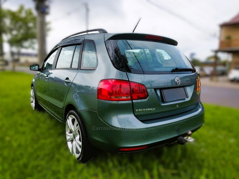 SPACEFOX 1.6 MI TREND 8V FLEX 4P MANUAL - 2011 - NOVO HAMBURGO