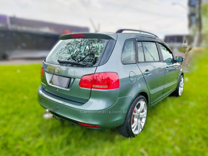 SPACEFOX 1.6 MI TREND 8V FLEX 4P MANUAL - 2011 - NOVO HAMBURGO