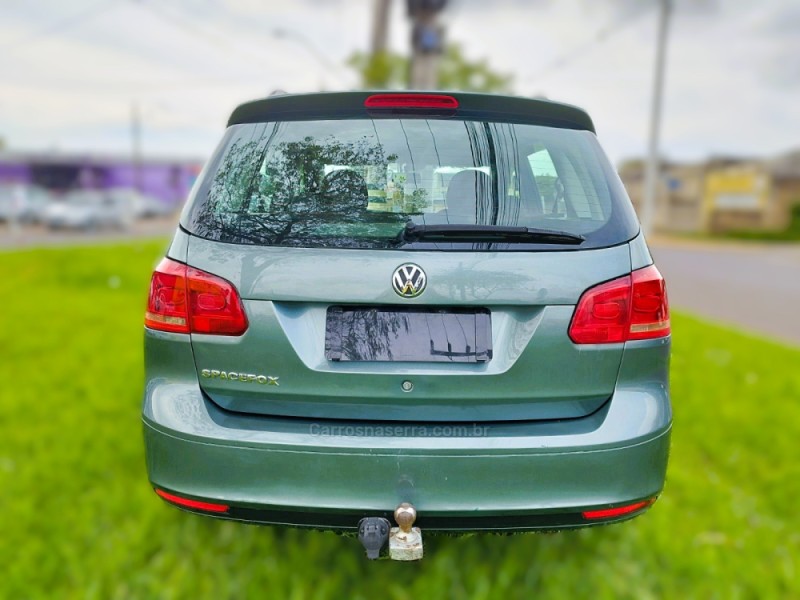 SPACEFOX 1.6 MI TREND 8V FLEX 4P MANUAL - 2011 - NOVO HAMBURGO