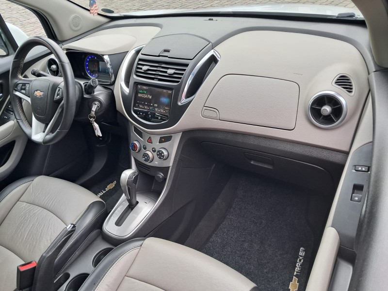 TRACKER 1.8 MPFI LTZ 4X2 16V FLEX 4P AUTOMÁTICO - 2014 - CAXIAS DO SUL