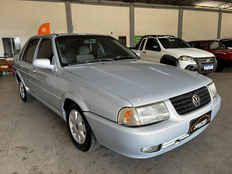 SANTANA 2.0 MI 8V GASOLINA 4P MANUAL - 2001 - BOM PRINCíPIO