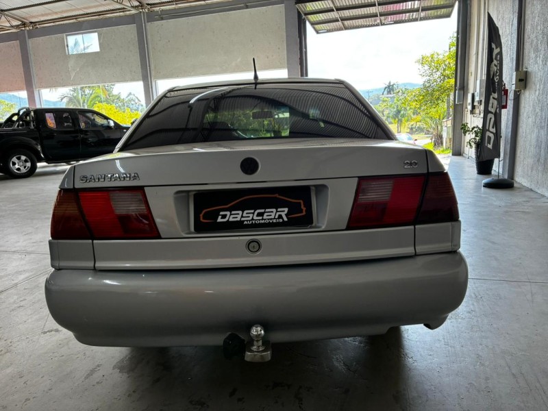 SANTANA 2.0 MI 8V GASOLINA 4P MANUAL - 2001 - BOM PRINCíPIO