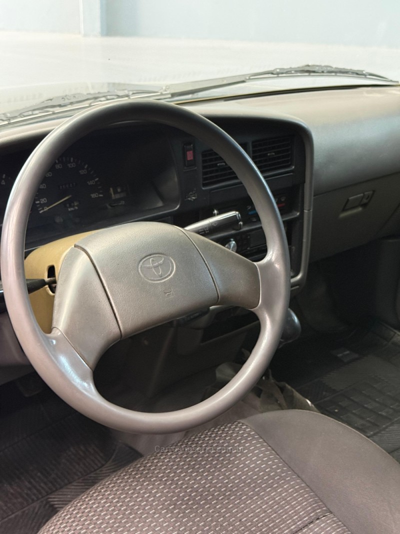 HILUX 2.4 4X2 CD 8V DIESEL 4P MANUAL - 1994 - LAJEADO