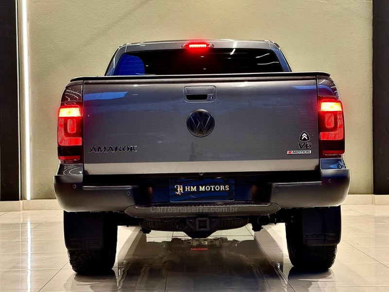 AMAROK 3.0 V6 TDI HIGHLINE CD DIESEL 4MOTION AUTOMÁTICO - 2019 - CAXIAS DO SUL