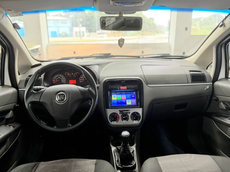PUNTO 1.4 ATTRACTIVE 8V FLEX 4P MANUAL - 2011 - CAXIAS DO SUL
