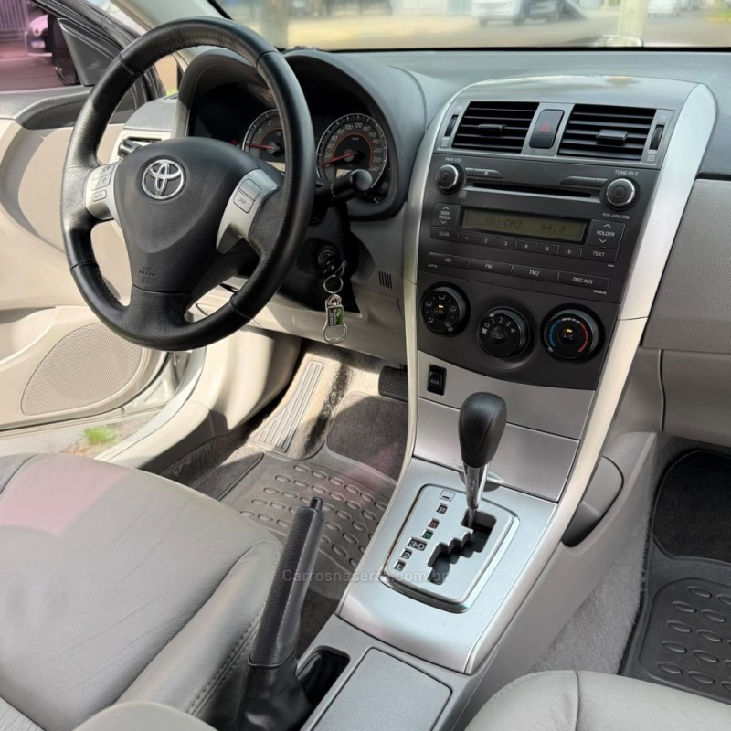 COROLLA 1.8 GLI 16V FLEX 4P MANUAL - 2014 - NOVO HAMBURGO