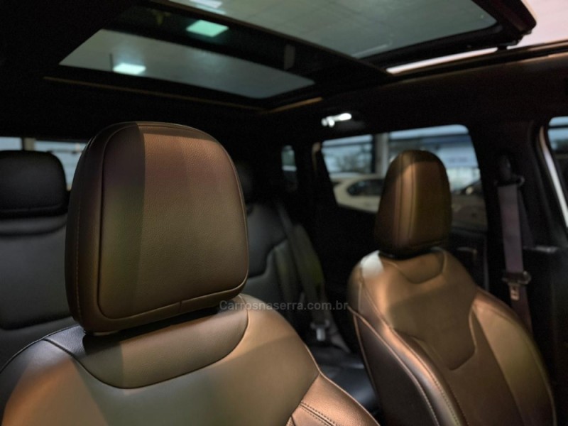 COMPASS 2.0 16V DIESEL LIMITED 4X4 AUTOMÁTICO - 2021 - SãO LEOPOLDO