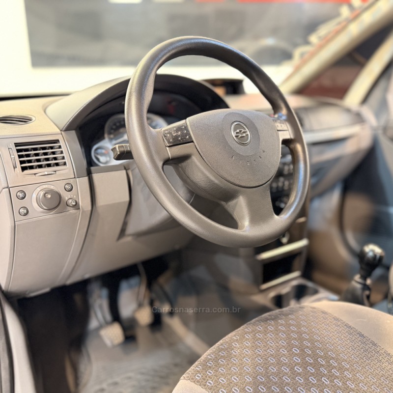 MERIVA 1.8 MPFI PREMIUM 8V FLEX 4P MANUAL - 2011 - NOVO HAMBURGO