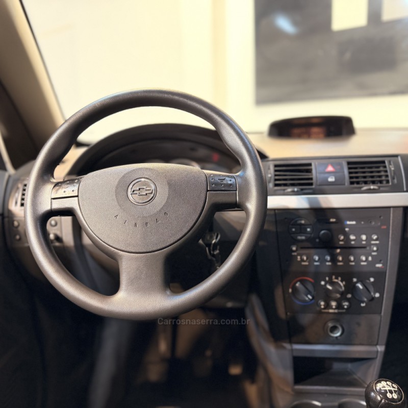 MERIVA 1.8 MPFI PREMIUM 8V FLEX 4P MANUAL - 2011 - NOVO HAMBURGO