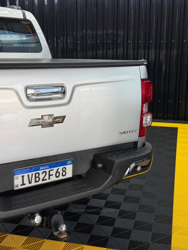 S10 2.4 LTZ 4X2 CD 8V FLEX 4P MANUAL - 2014 - LAJEADO