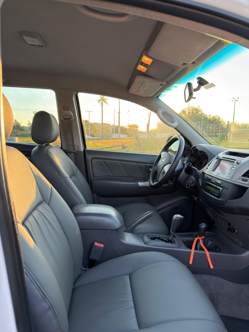 HILUX 3.0 SRV 4X4 CD 16V TURBO INTERCOOLER DIESEL 4P AUTOMÁTICO - 2013 - ANTôNIO PRADO
