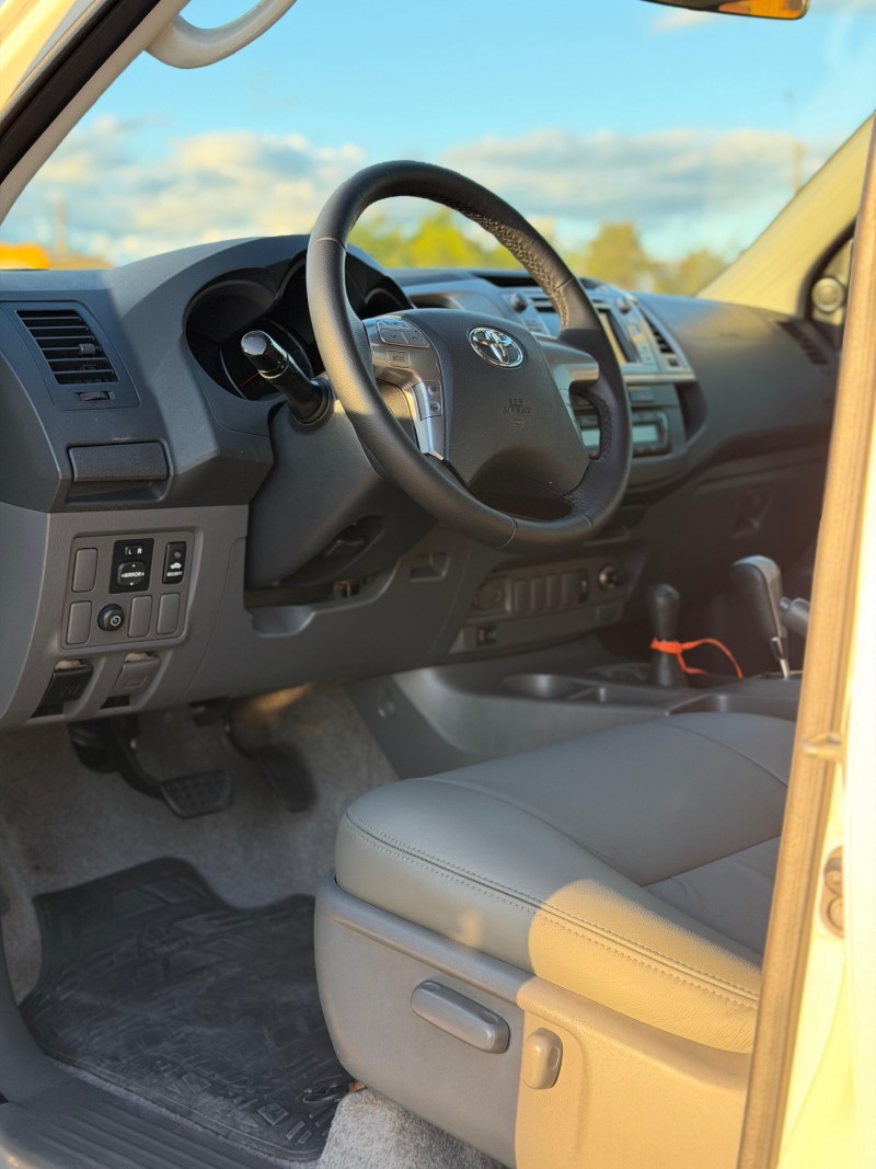 HILUX 3.0 SRV 4X4 CD 16V TURBO INTERCOOLER DIESEL 4P AUTOMÁTICO - 2013 - ANTôNIO PRADO