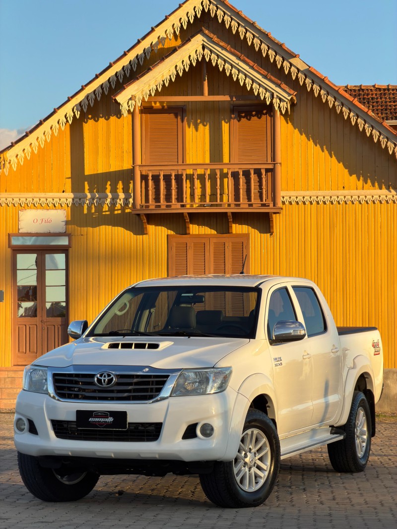 hilux 3.0 srv 4x4 cd 16v turbo intercooler diesel 4p automatico 2013 antonio prado