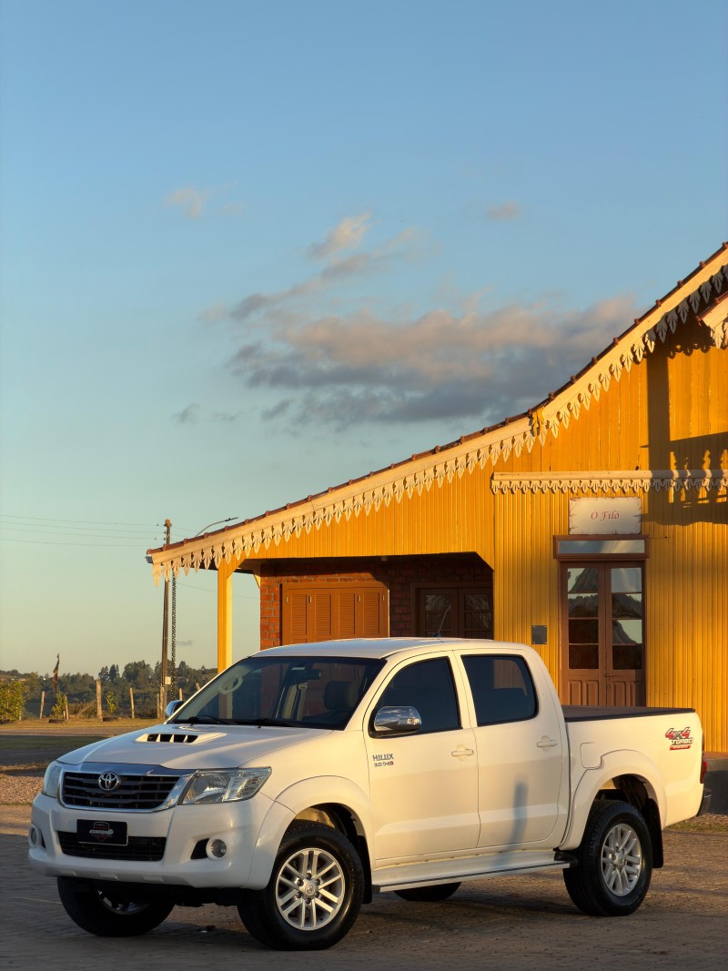 HILUX 3.0 SRV 4X4 CD 16V TURBO INTERCOOLER DIESEL 4P AUTOMÁTICO - 2013 - ANTôNIO PRADO