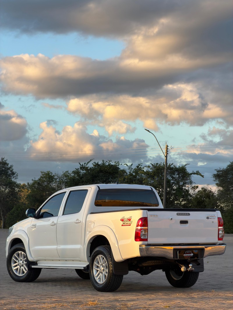 HILUX 3.0 SRV 4X4 CD 16V TURBO INTERCOOLER DIESEL 4P AUTOMÁTICO - 2013 - ANTôNIO PRADO