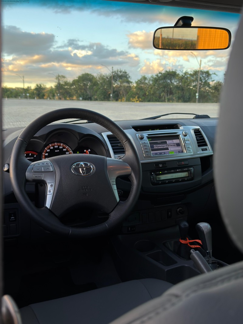 HILUX 3.0 SRV 4X4 CD 16V TURBO INTERCOOLER DIESEL 4P AUTOMÁTICO - 2013 - ANTôNIO PRADO