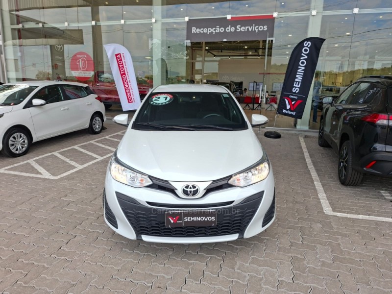yaris 1.5 xl plus connect 16v flex 4p automatico 2021 caxias do sul