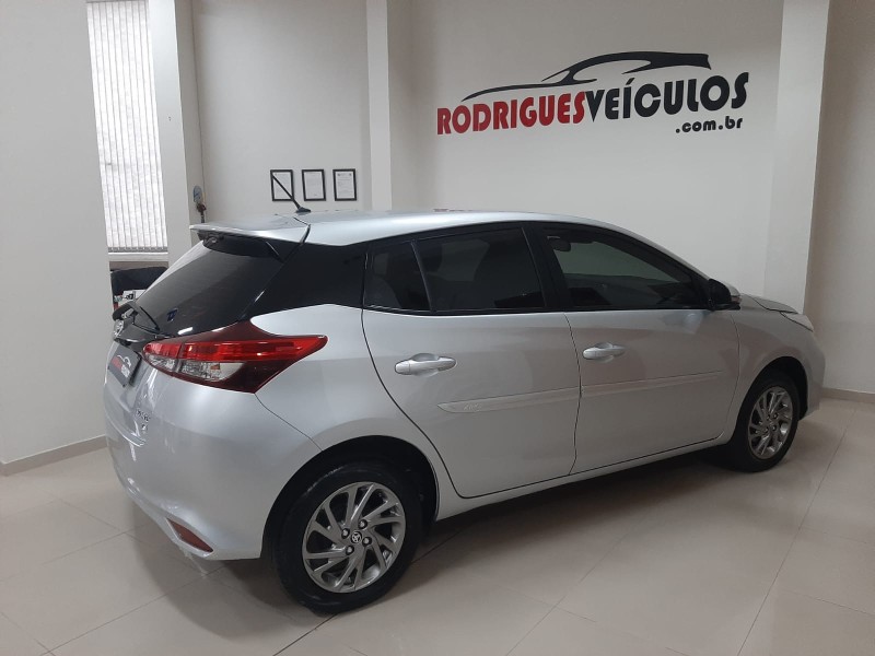 YARIS 1.5 16V FLEX XS MULTIDRIVE - 2023 - CAXIAS DO SUL