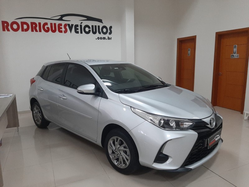 yaris 1.5 16v flex xs multidrive 2023 caxias do sul