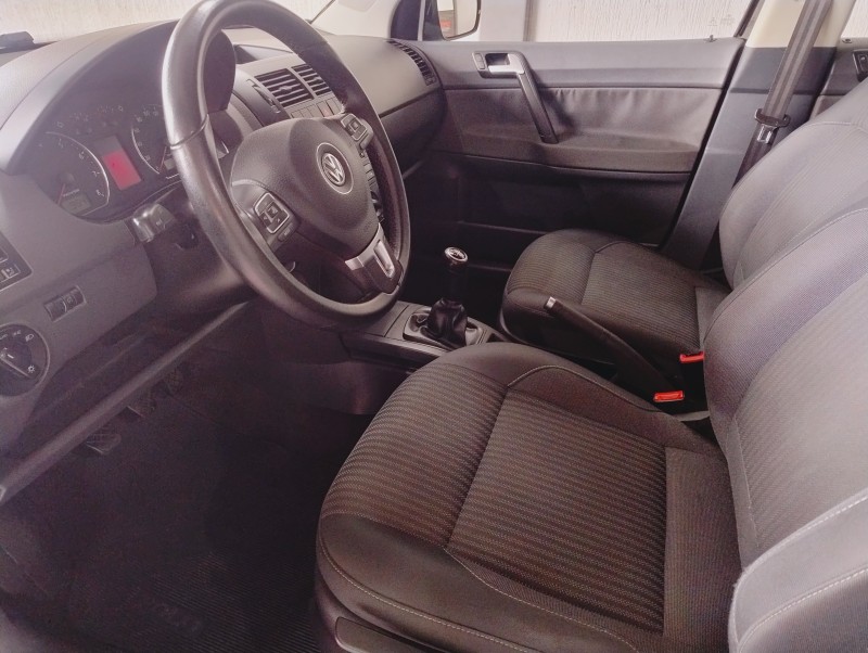 POLO 1.6 MI 8V FLEX 4P MANUAL - 2014 - SãO SEBASTIãO DO CAí